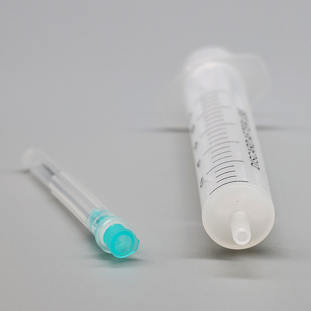 Disposable Two-part Luer Slip Injection Syringe with Needle