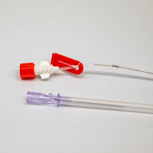 Disposable Arterial Cannula Medical Anesthesia Arterial Catheter Set